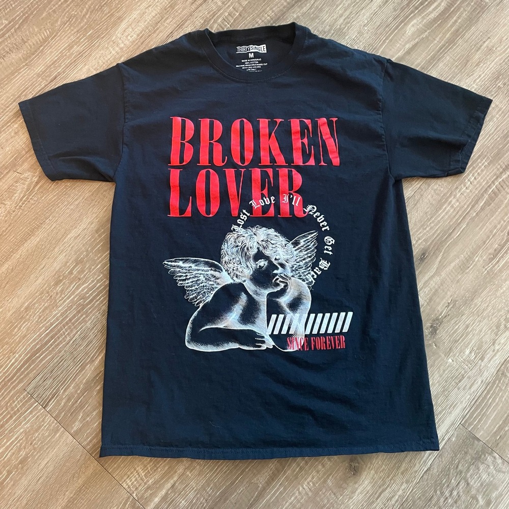 Thirty Single Broken Lover Mens T-Shirt M Black Cotton Angel Graphic Streetwear
